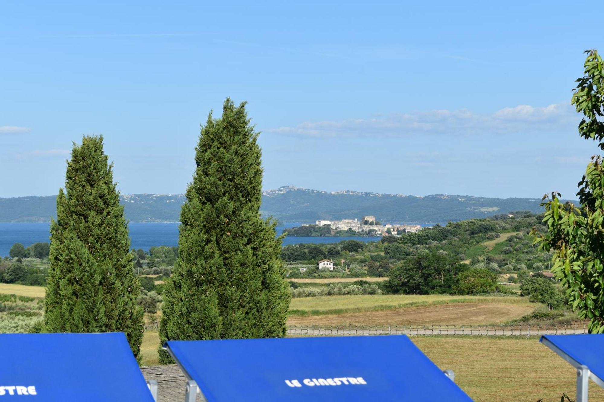 Agriturismo Le Ginestre Capodimonte Esterno foto